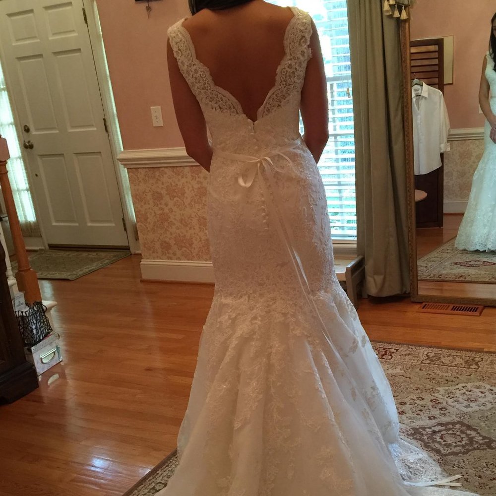 Mori Lee 2605 Lace Wedding Dress - Picture 4 of 10